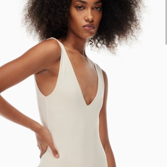 Contour V-neck Bodysuit, NEW condition - Picture 1 of 3